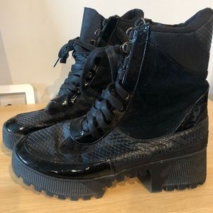 Platform combat boots